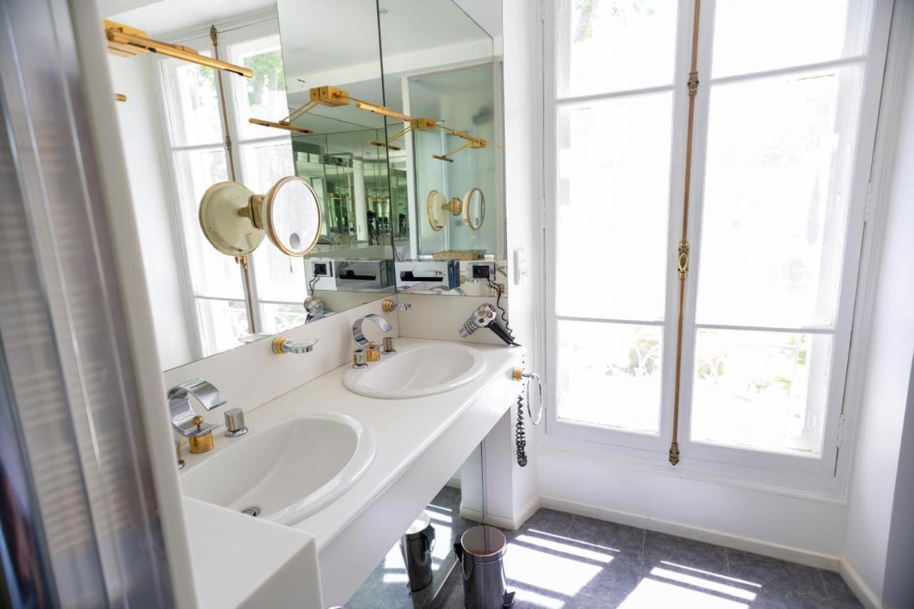 Les Frenes En Provence-Chateau Zen Aviñón Habitación foto