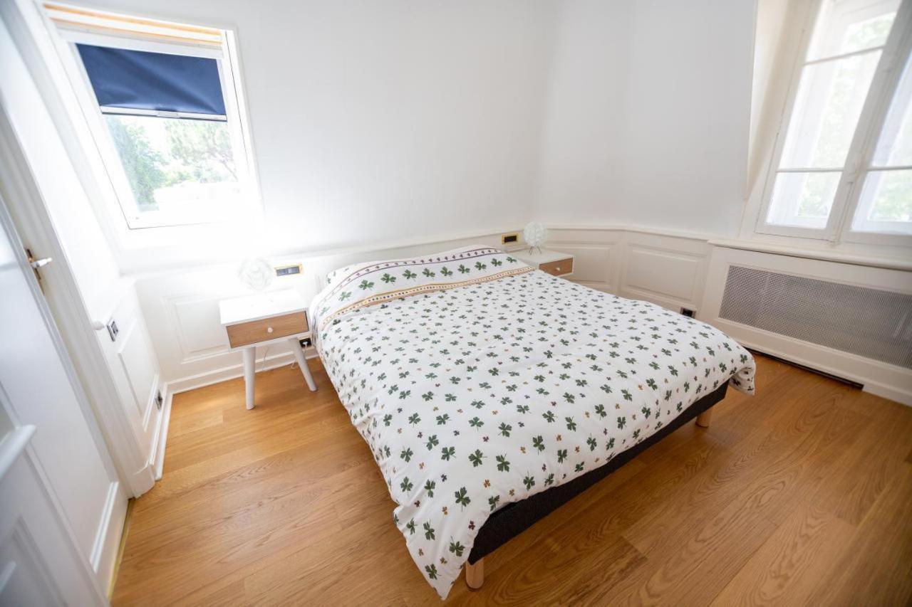 Les Frenes En Provence-Chateau Zen Aviñón Habitación foto